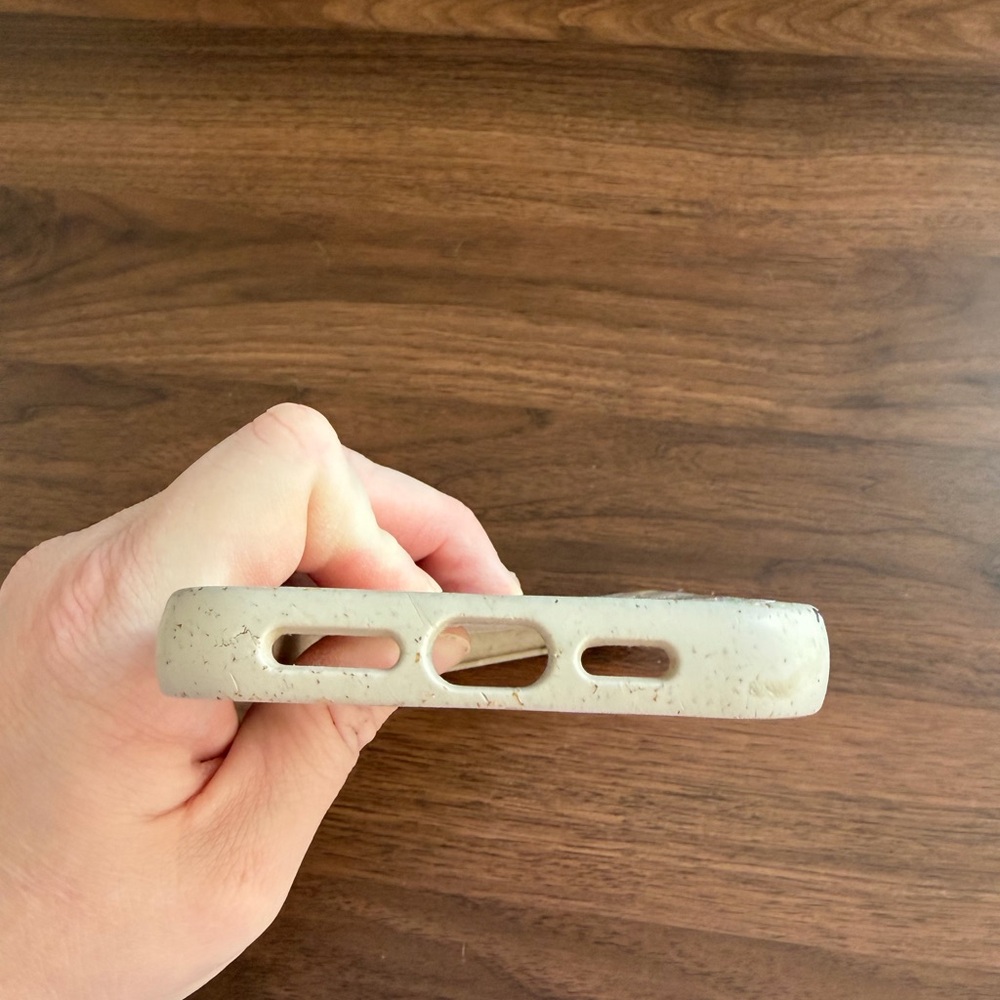 Pela Dog Patterned Tan Phone Case - iPhone 16 Pro Max - Picture 5 of 8